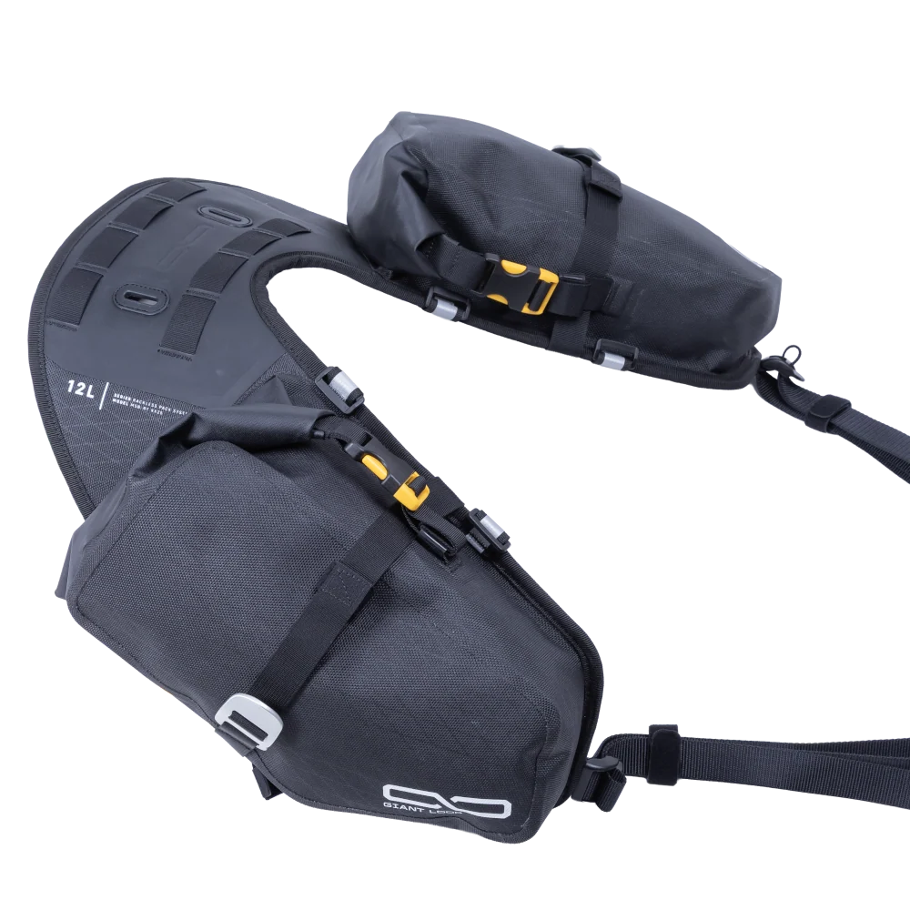 ALFORJA TRASERA PARA MOTO MOJAVI SADDLEBAG ROLL TOP 12L GIANT LOOP NEGRO