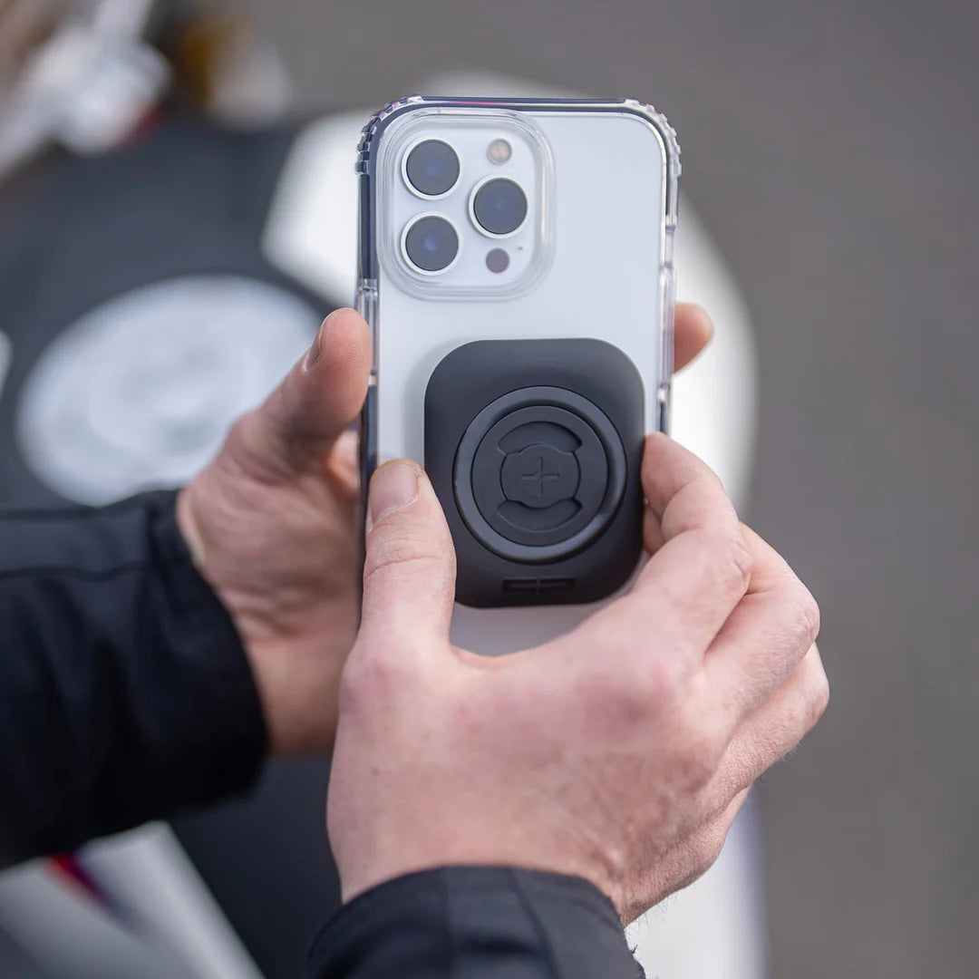 SOPORTE DE CELULAR PARA MOTO SP CONNECT UNIVERSAL INTERFACE CON ADHESIVO | COMPATIBLE CON CUALQUIER CARCASA LISA O DISPOSITIVO