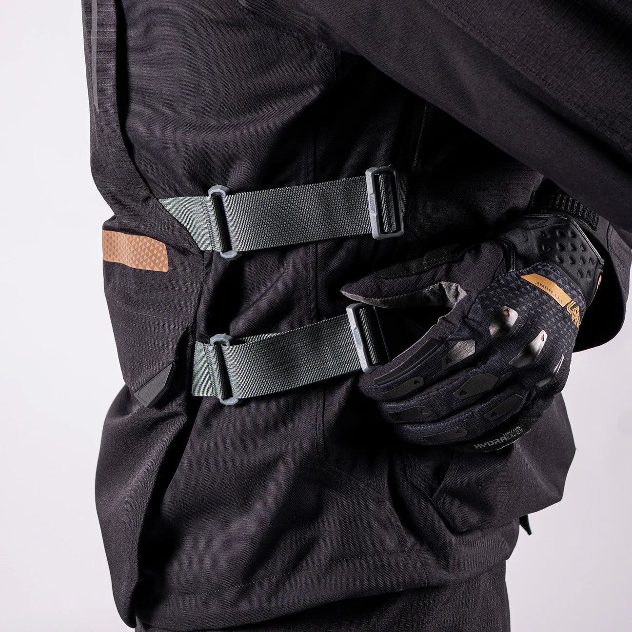 LEATT ADVENTURE DRITOUR 5.5 STEALTH BLACK GRAY MOTORCYCLE JACKET