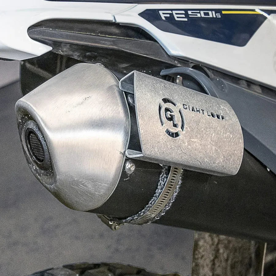 Thermal exhaust guard for Giant Loop saddlebags