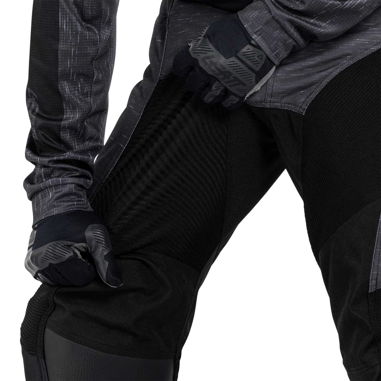 JERSEY MÁS PANTALÓN LEATT PARA MOTO 3.5 RIDE KIT NEGRO