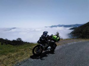 moto detenida en carretera transfagarasan