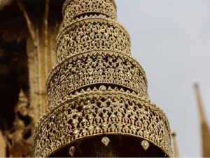 lampara de templo en tailandia